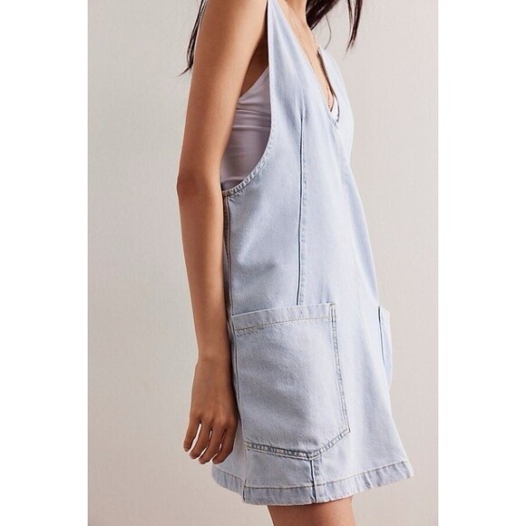 FREE PEOPLE WE THE FREE HIGH ROLLER DENIM OVERALL SKIRTALL MINI DRESS XL NWOT - Picture 1 of 10